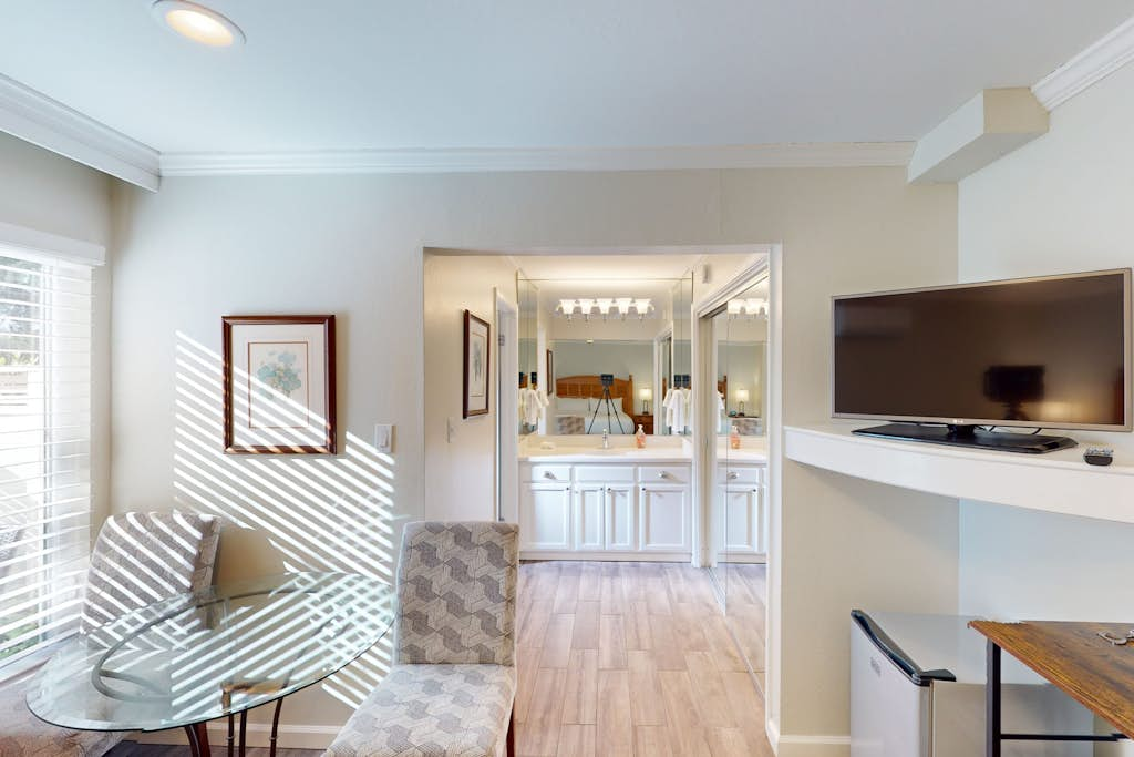 Silverado Resort and Spa - Freshly Updated Fairway Studio with Private Patio