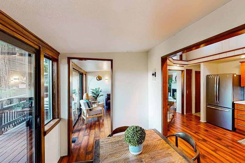 Monte Rio Vista Lodge - Dog-Friendly Russian River View Retreat with Hot Tub