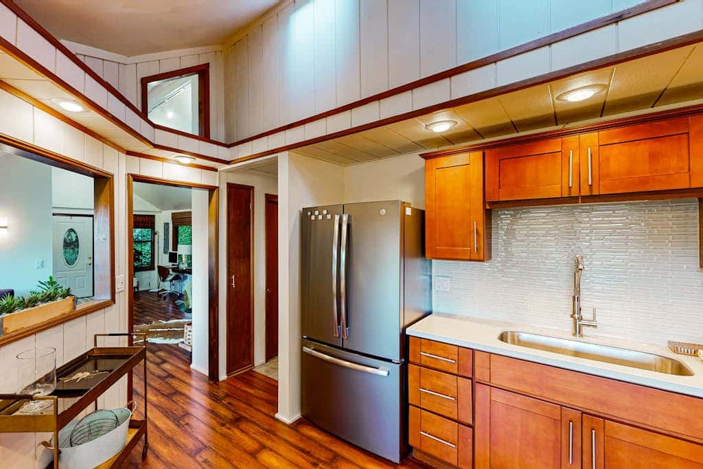 Monte Rio Vista Lodge - Dog-Friendly Russian River View Retreat with Hot Tub