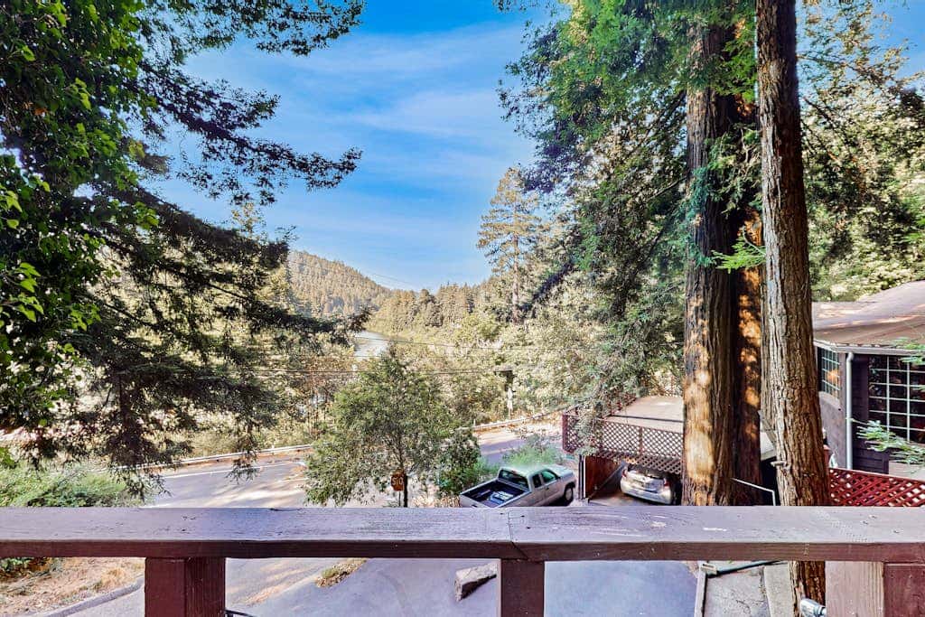 Monte Rio Vista Lodge - Dog-Friendly Russian River View Retreat with Hot Tub