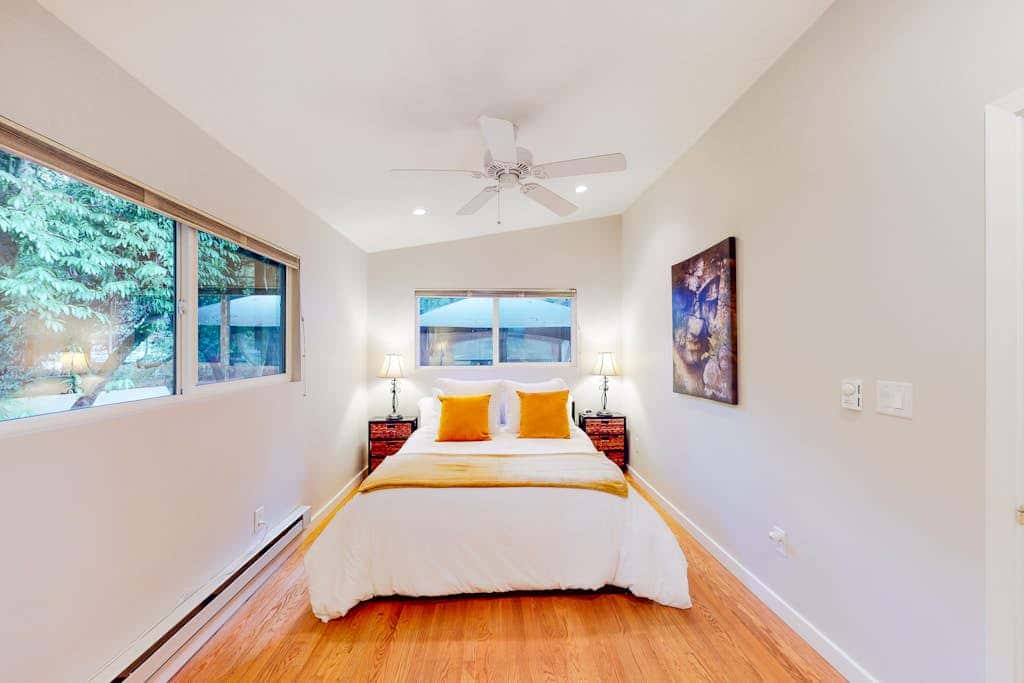 River Paradise - Guerneville Dog-Friendly Redwood Retreat with Hot Tub & Pool