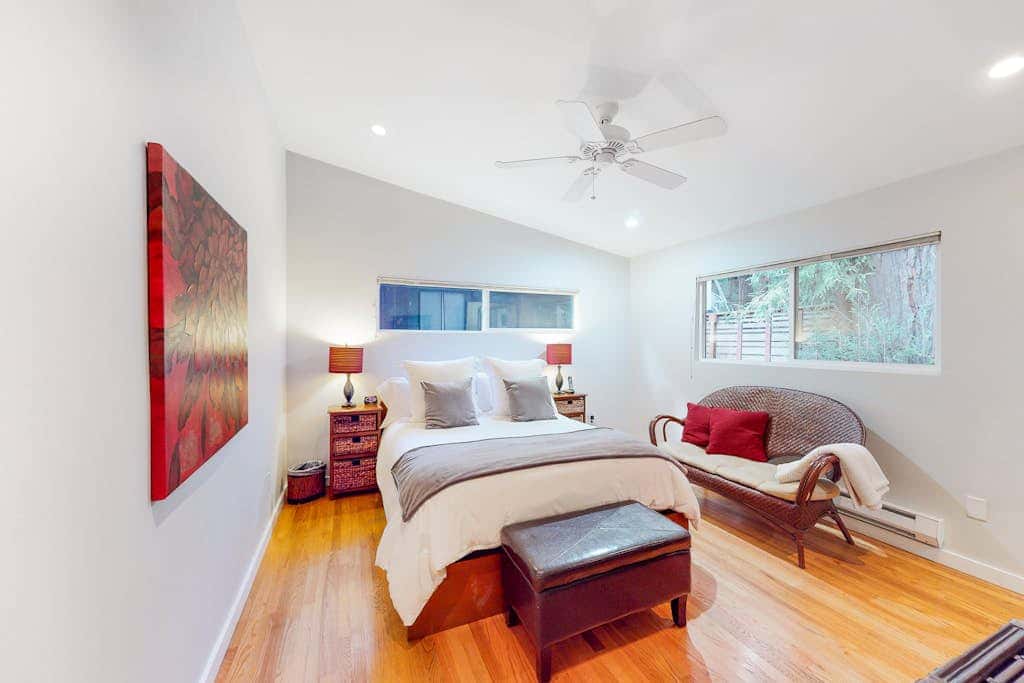 River Paradise - Guerneville Dog-Friendly Redwood Retreat with Hot Tub & Pool