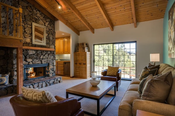 This contemporary hillside home sleeps 8 in four bedrooms, each with exposed beam ceilings and colorful designer touches. Just 10 miles from downtown Santa Rosa and minutes from Alexander Valley wineries. The gourmet kitchen has everything for cooking with farmers market finds.