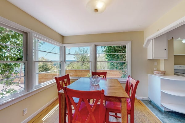 Furnished 30-night-minimum rental on Fitch Mountain, two miles from Healdsburg Plaza. Utilities and Wi-Fi included. Own washer and dryer, a desk, air conditioning, a full kitchen, and one designated parking spot. A 1940s Camp Rose cottage with a king bedroom, a twin room, and a private hot tub over the Russian River valley. Stays of 30 to 90 nights. No pets.