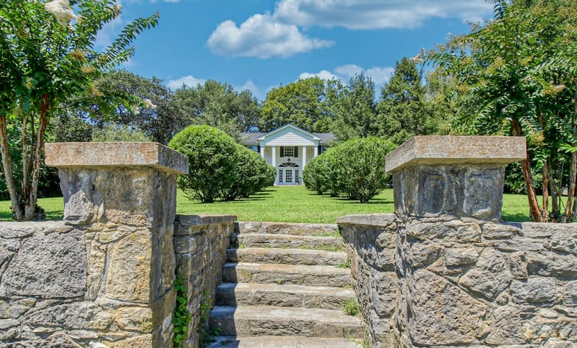 Bella Rose Estate Nashville - Luxury Honeymoon Destination