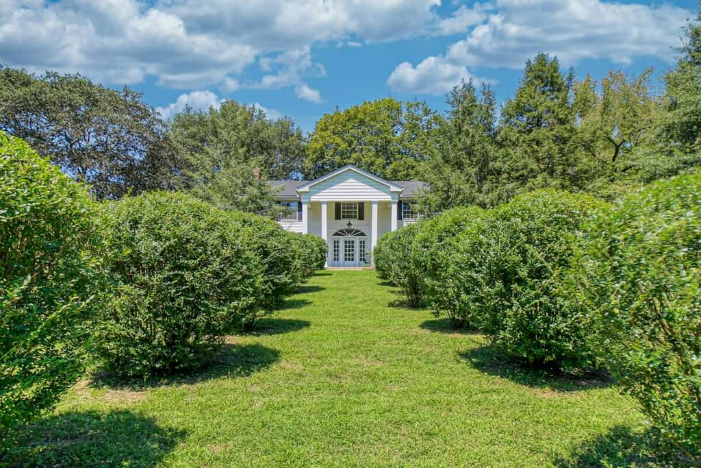 Bella Rose Estate Nashville - Luxury Honeymoon Destination