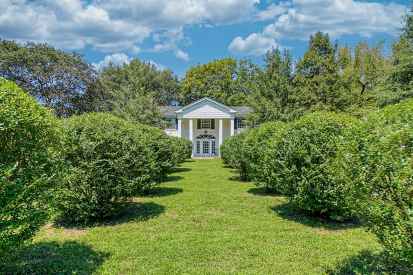 Bella Rose Estate Nashville - Luxury Honeymoon Destination