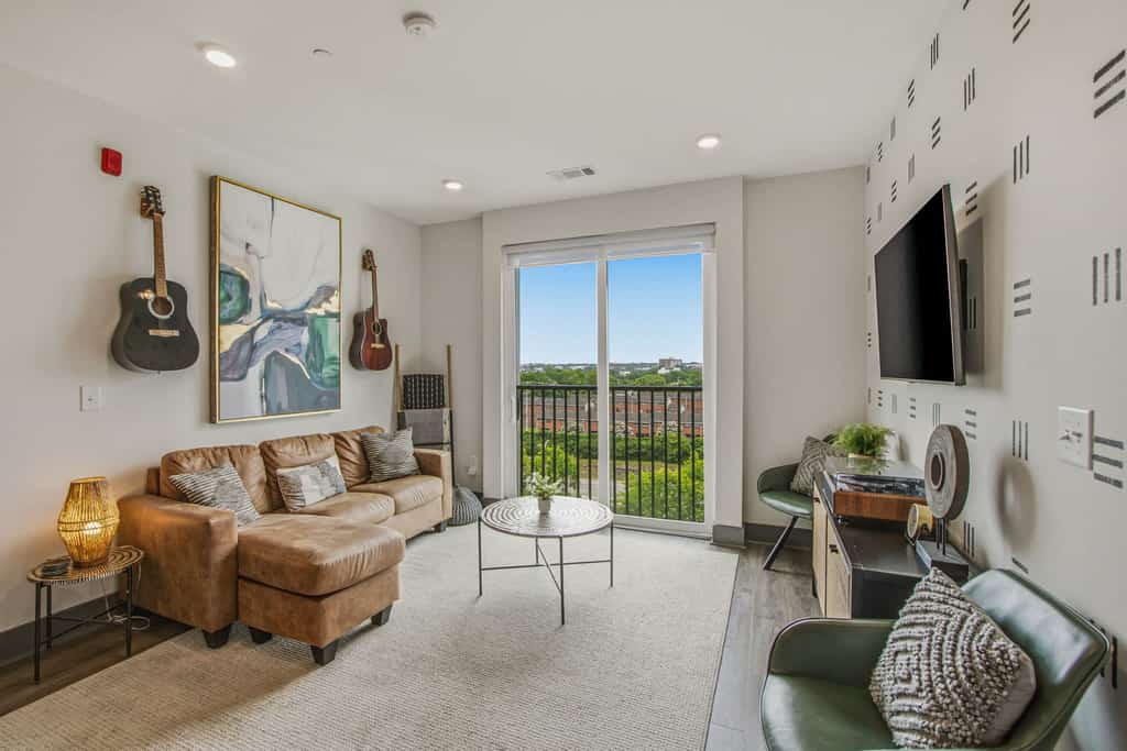 Modern Nashville Condo Near Broadway & The Gulch