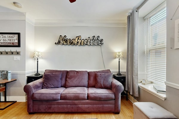 Stay in a renovated 1-bedroom apartment in Downtown Nashville's Historic Core, featuring elevator access, central AC, a full kitchen, and a convenient location near restaurants, live music, nightlife, shopping, and Nashville's top attractions.