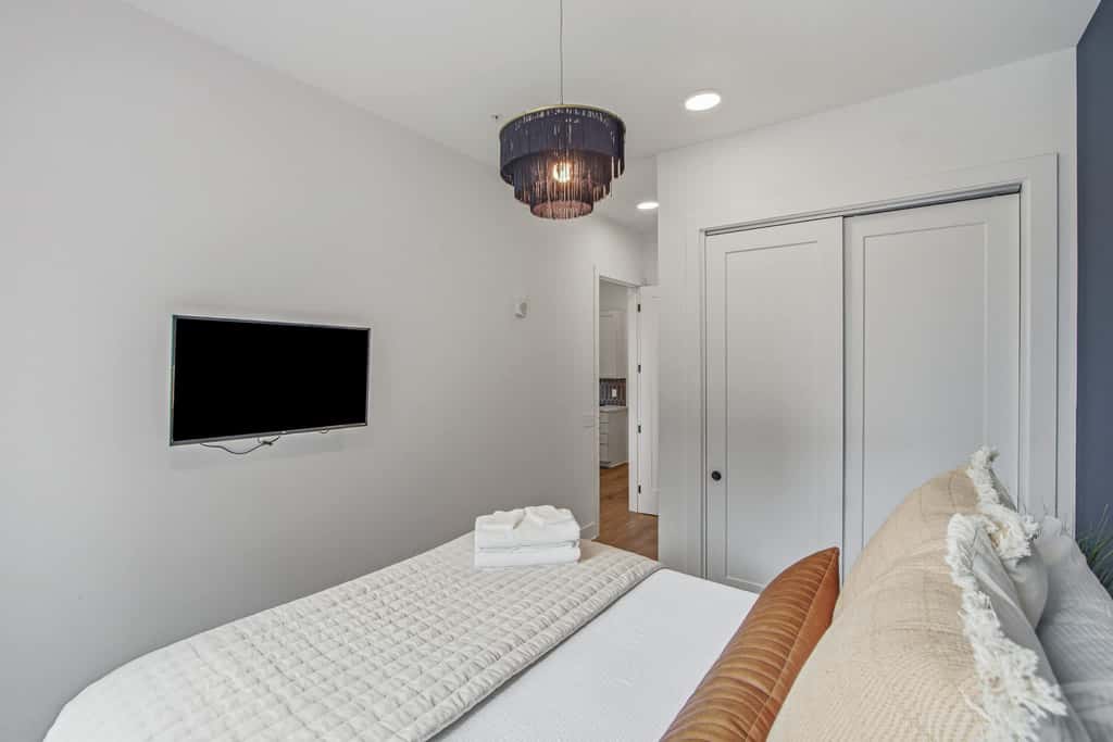 Dog-ok! Condo with Rooftop Deck Access, Sleeps 8