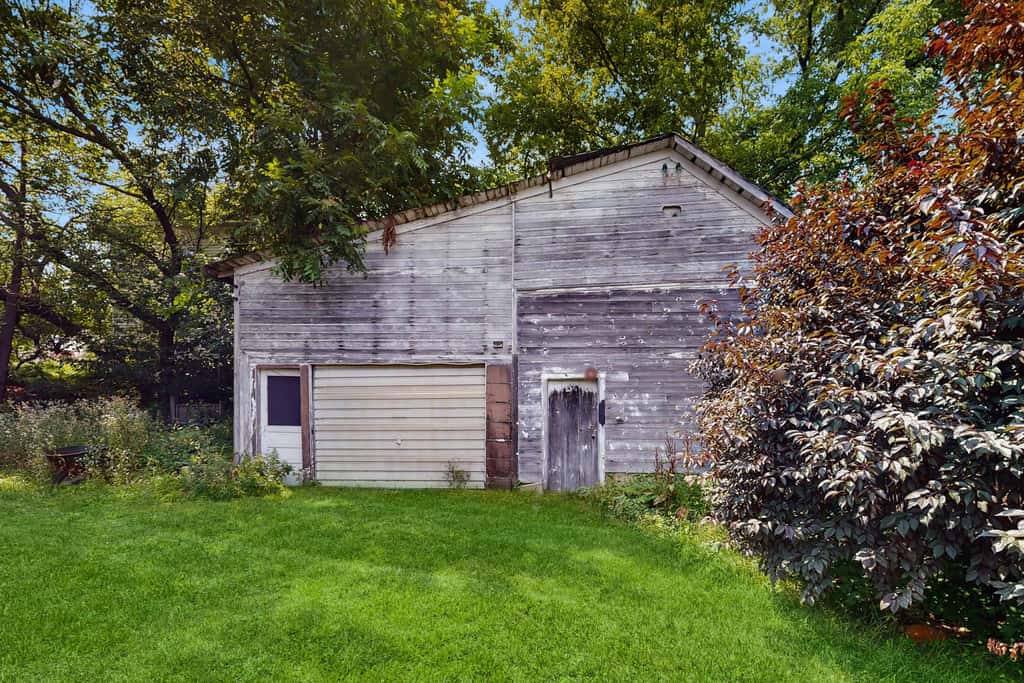 The Three Seasons - Centrally located house in Lake Leelanau