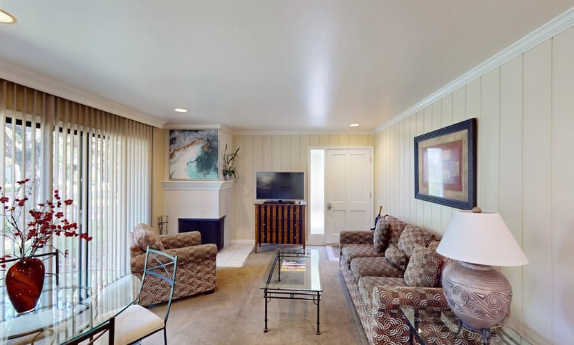 Sip morning coffee on the patio as the dawn round tees off across the Silverado fairway, then walk to Silverado Market & Bakery before a day on the Silverado Trail. This upgraded ground-floor 1BR condo sleeps 2 in a king bed, with a gas fireplace, golf course views, and a shared community pool steps from the door.