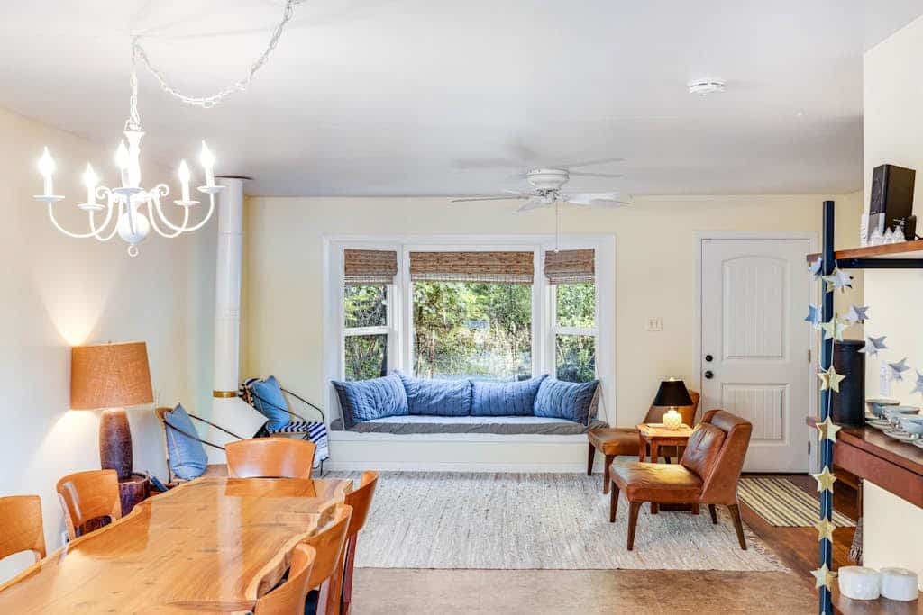 Wade into Big Sulphur Creek from your own sandy stretch, then sway in the hammock as oak light filters through the yard of this dog-friendly Cloverdale cottage. Two bedrooms plus a bunk space sleep 6 across 2 baths and ~1,598 sq ft, just 2.5 miles from downtown Cloverdale and 90 miles from the Bay Area — Alexander Valley tasting rooms minutes away.