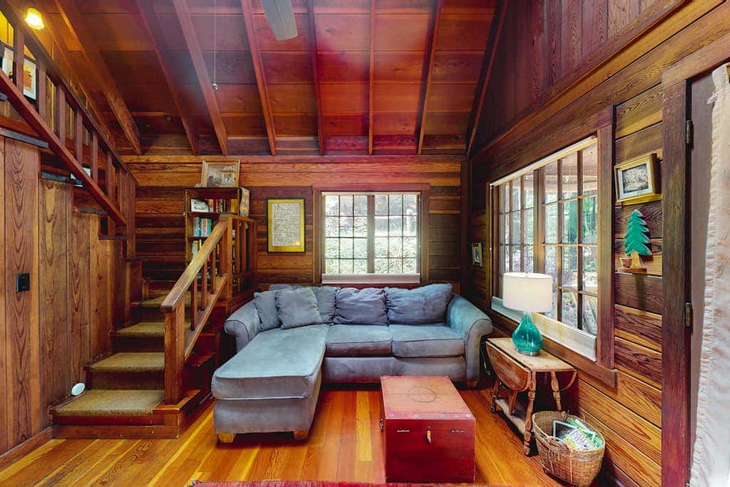 Dreamcatcher Cottage - Cazadero Dog-Friendly Cottage for Two with Hot Tub