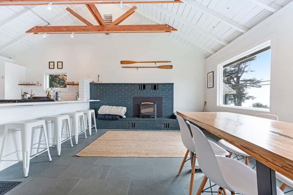 Surfer's Paradise - Bodega Harbour Dog-Friendly Bay View Bungalow with Sauna