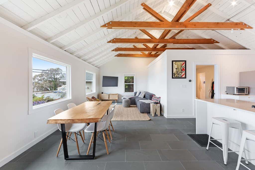 Surfer's Paradise - Bodega Harbour Dog-Friendly Bay View Bungalow with Sauna