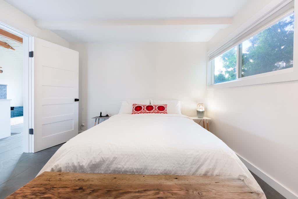 Surfer's Paradise - Bodega Harbour Dog-Friendly Bay View Bungalow with Sauna