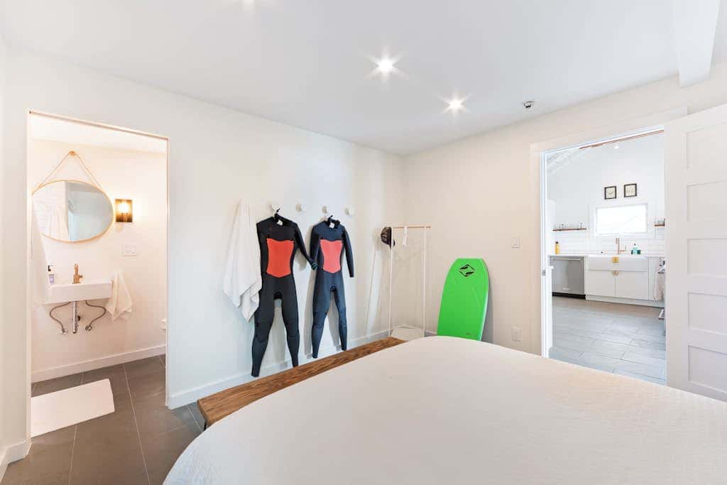 Surfer's Paradise - Bodega Harbour Dog-Friendly Bay View Bungalow with Sauna