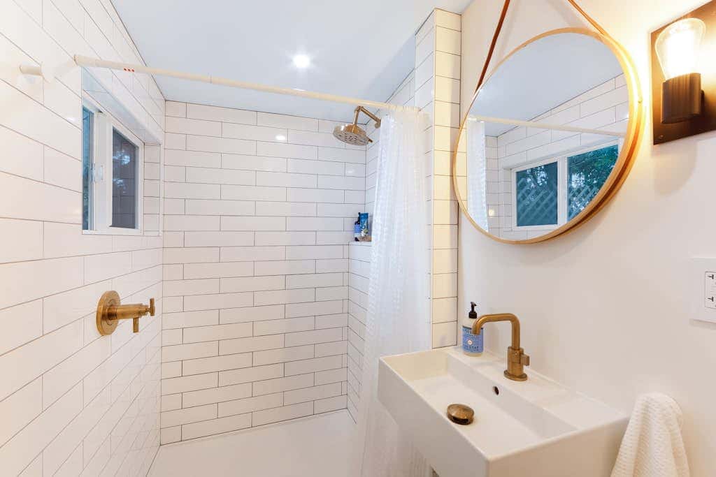 Surfer's Paradise - Bodega Harbour Dog-Friendly Bay View Bungalow with Sauna