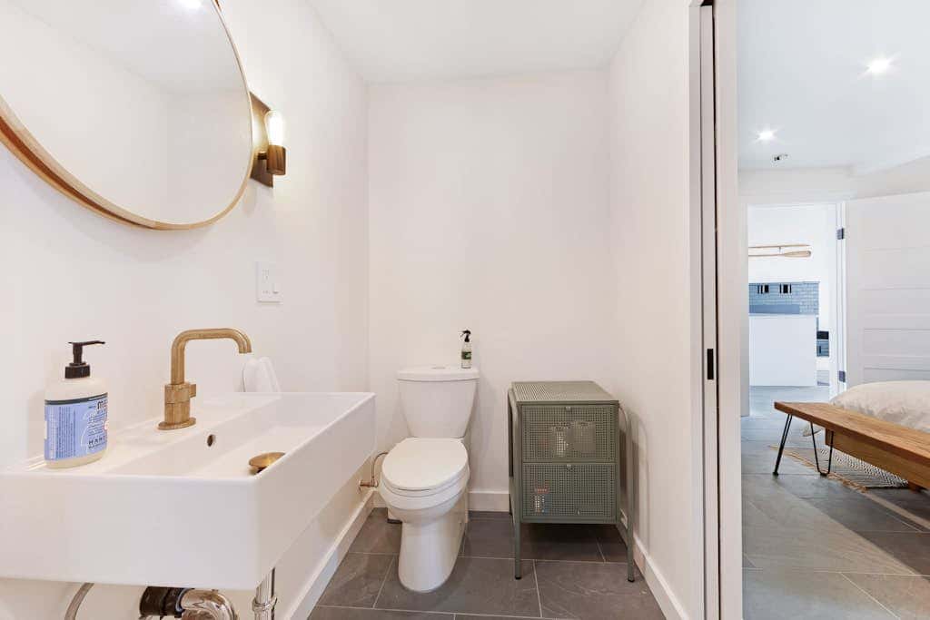 Surfer's Paradise - Bodega Harbour Dog-Friendly Bay View Bungalow with Sauna