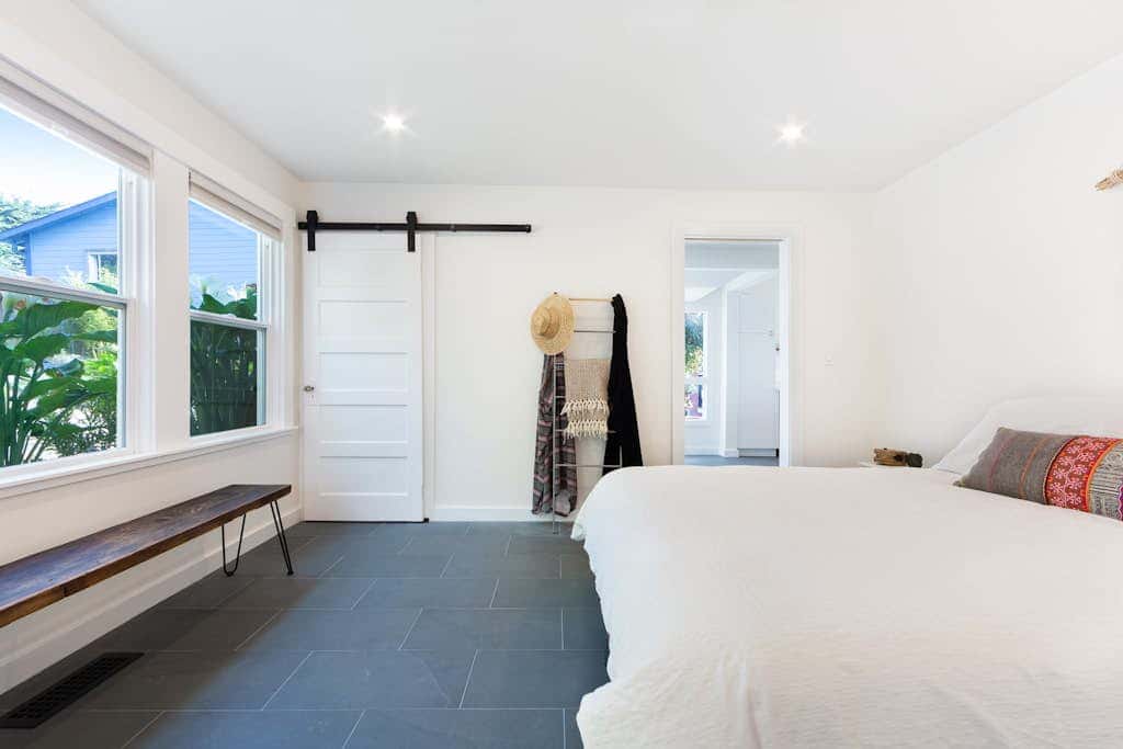 Surfer's Paradise - Bodega Harbour Dog-Friendly Bay View Bungalow with Sauna