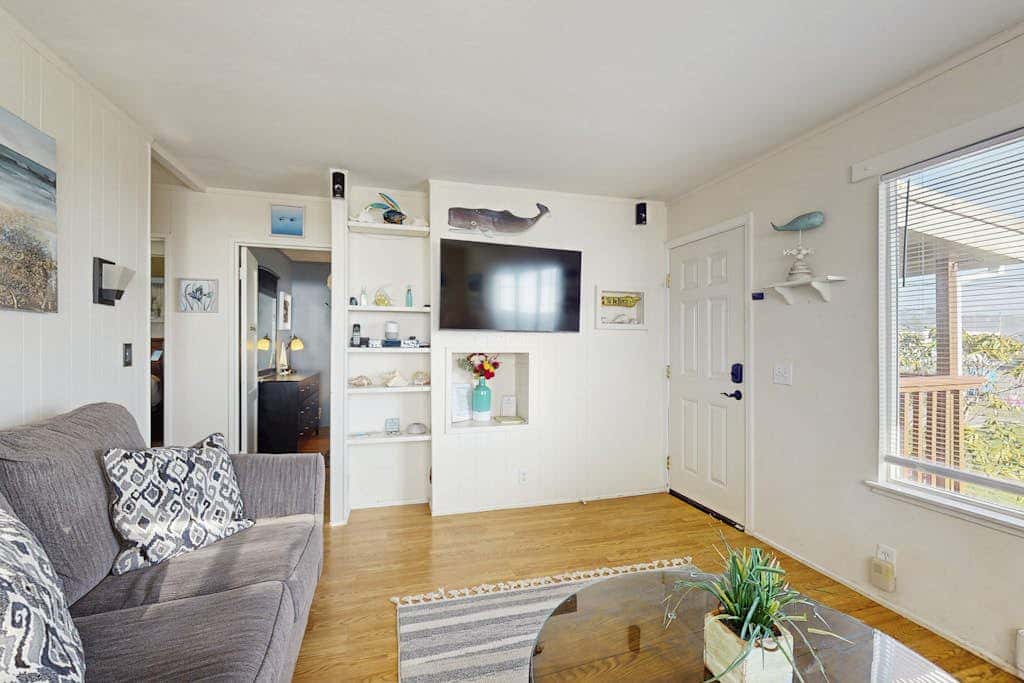 Coastal Dream - Bodega Bay Dog-Friendly Ocean-View Cottage with Hot Tub