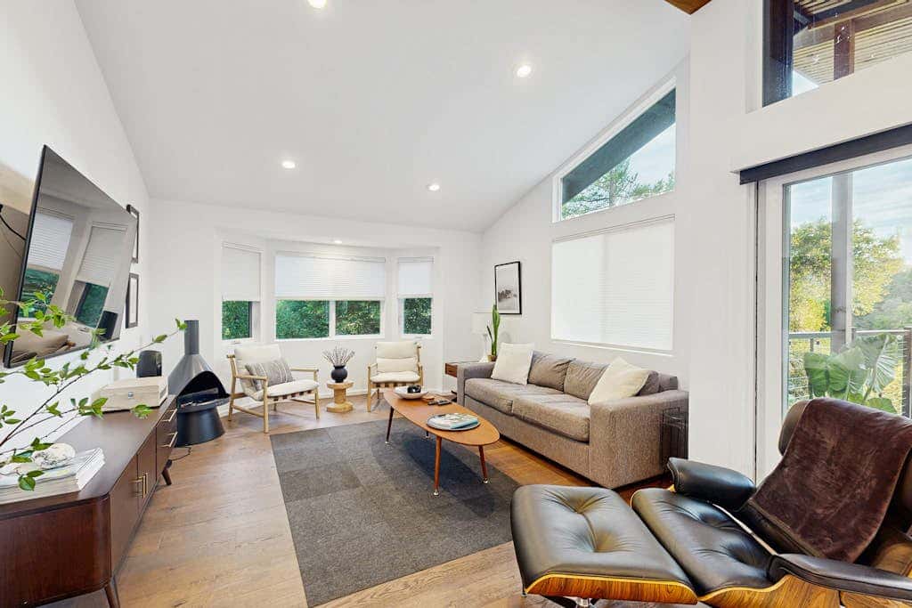 Rio Lindo River Retreat - Riverfront Healdsburg Home, Private Dock