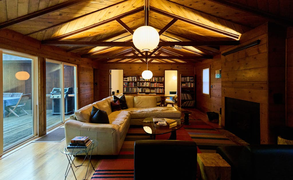 The Redwood Retreat - Forestville Private Deck Cabin in the Redwoods