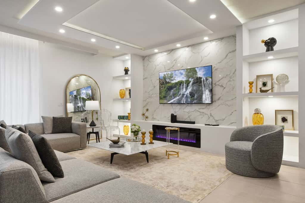 Modern Luxury House at Windsor Island