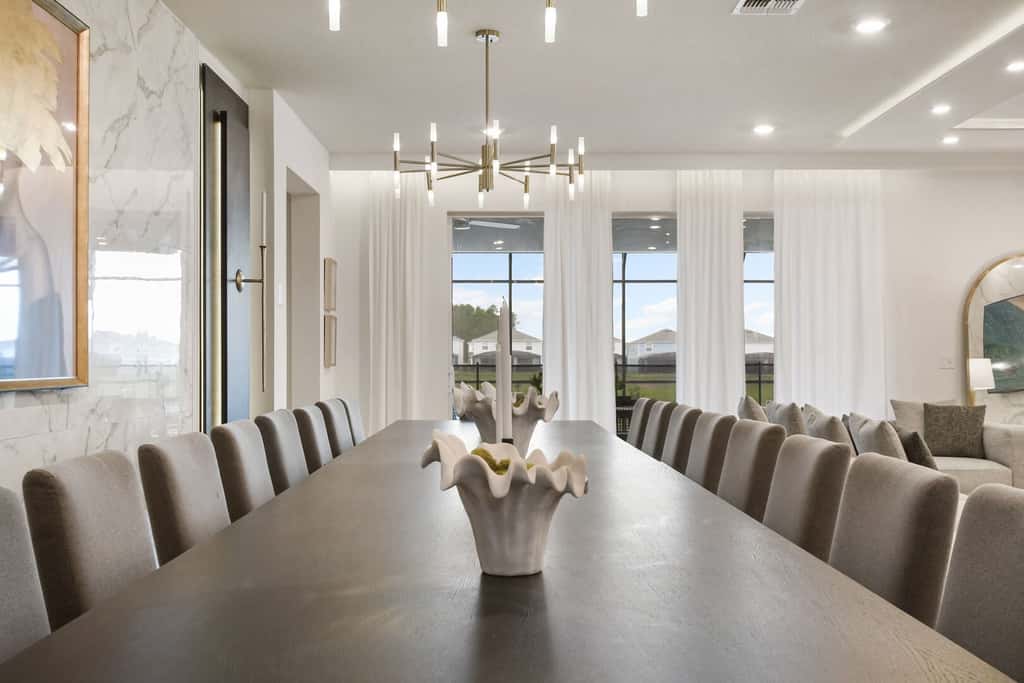 Modern Luxury House at Windsor Island
