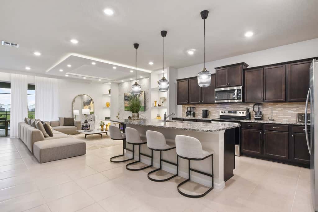 Modern Luxury House at Windsor Island