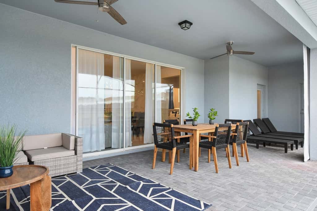 Modern Luxury House at Windsor Island