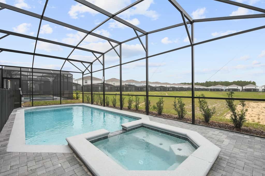 Modern Luxury House at Windsor Island