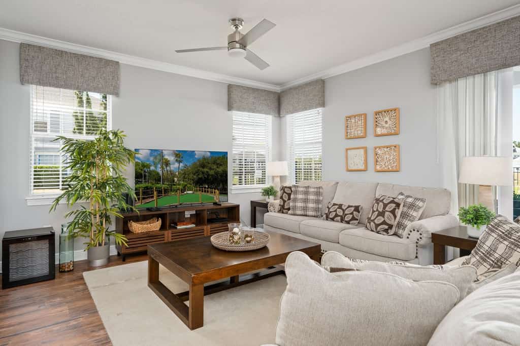 Boutique Luxury Home, Private Pool Close to Disney