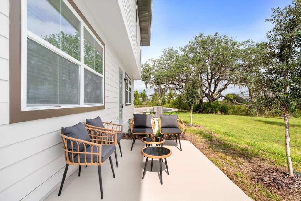 Lake View Villa |Sleeps 8!