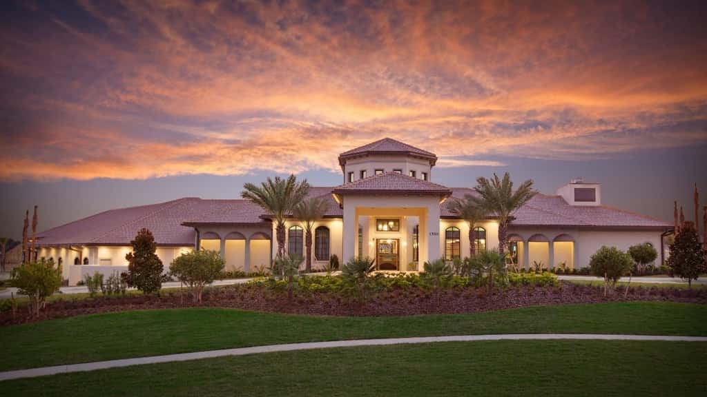Golden Palms Getaway