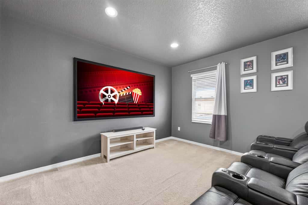 14BR Mansion Pool Theater Sleeps 39