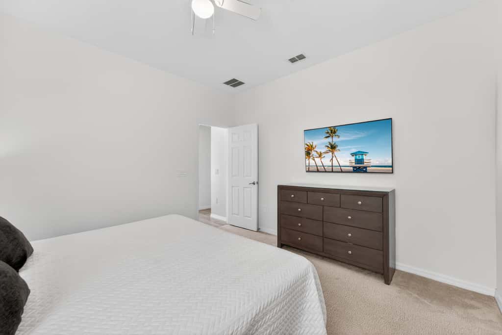 14BR Mansion Pool Theater Sleeps 39