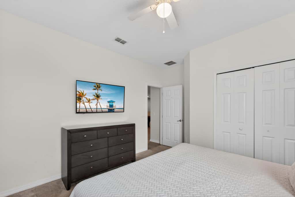 14BR Mansion Pool Theater Sleeps 39