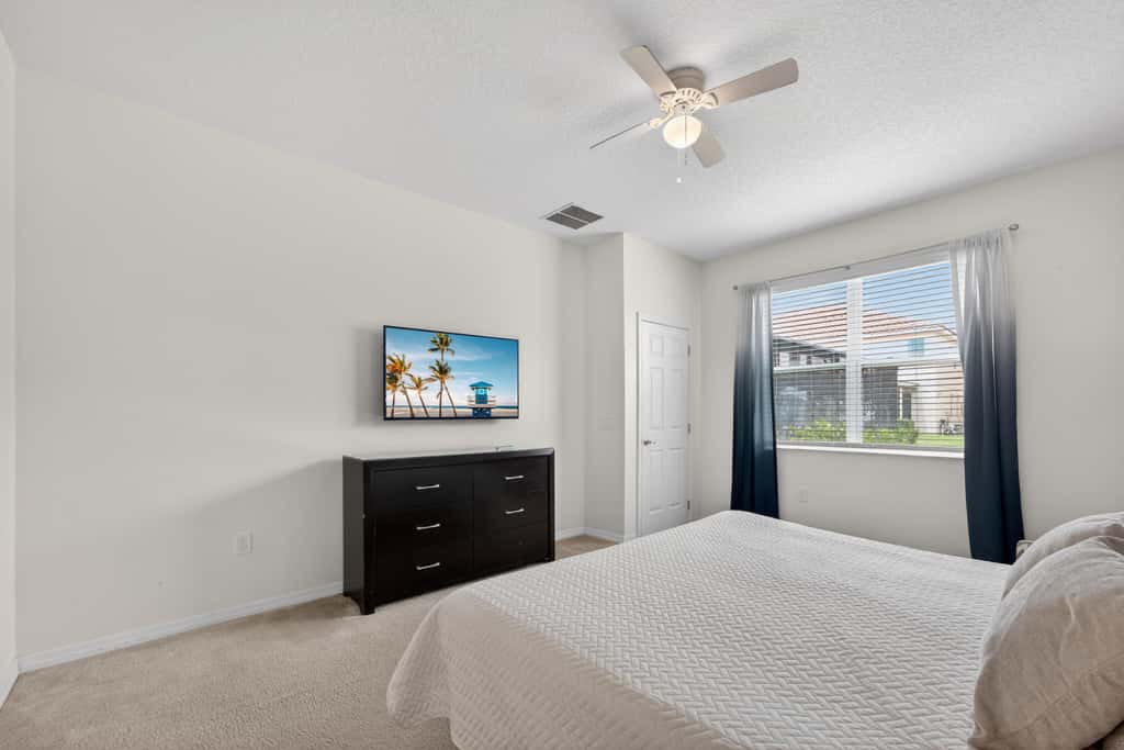 14BR Mansion Pool Theater Sleeps 39