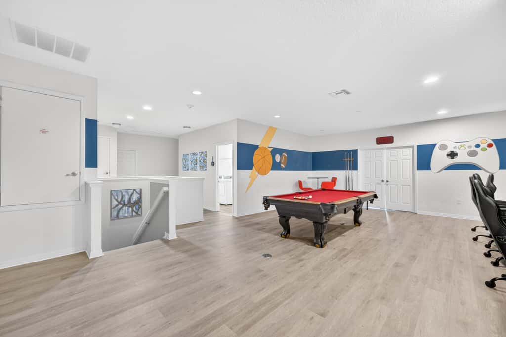14BR Mansion Pool Theater Sleeps 39
