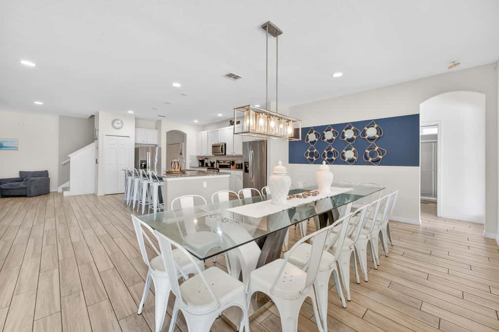 14BR Mansion Pool Theater Sleeps 39