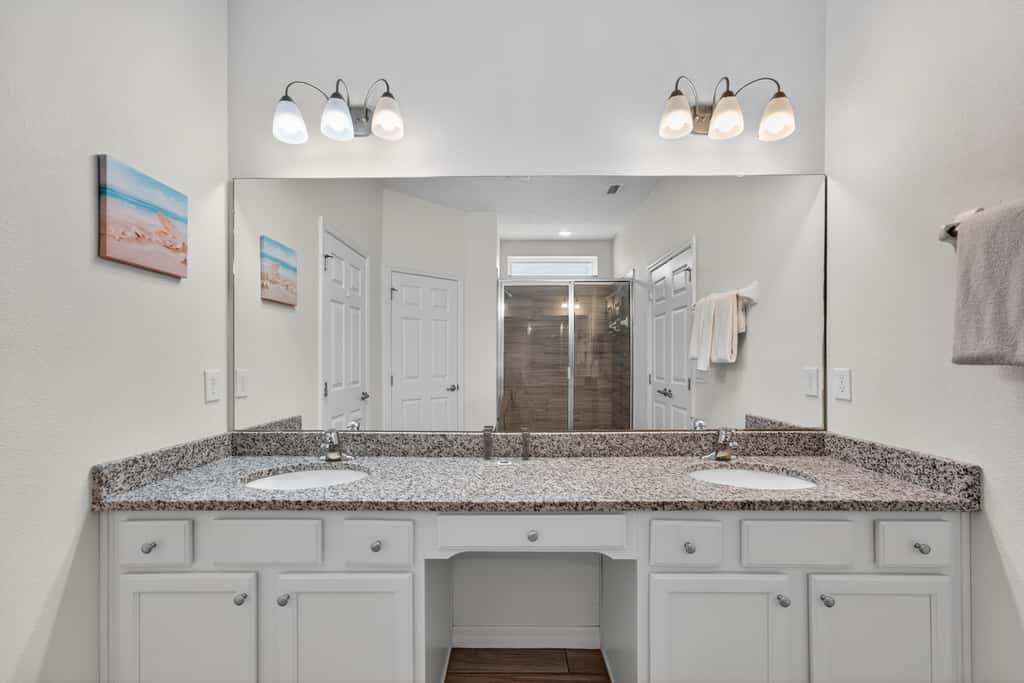 14BR Mansion Pool Theater Sleeps 39