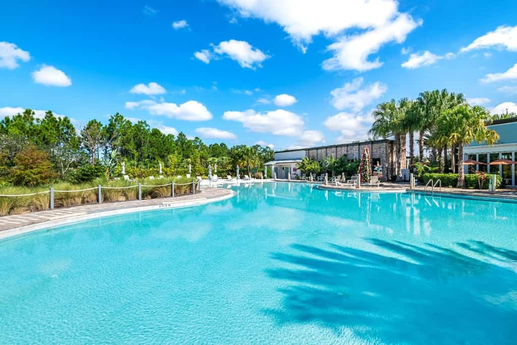 Lovely Townhome| Sleeps 8