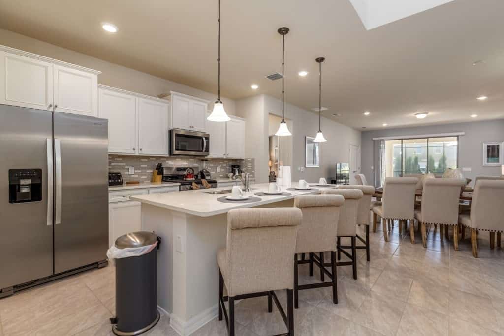 Bright Elegant Home @ Solterra!
