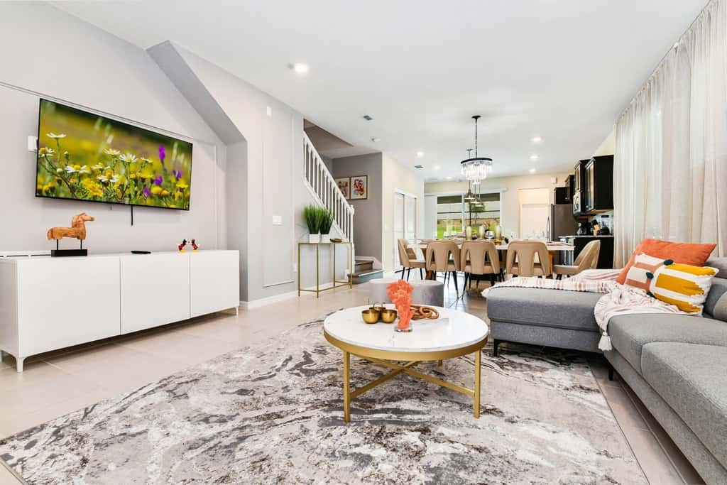 Davenport Luxury House with 5 en-suites