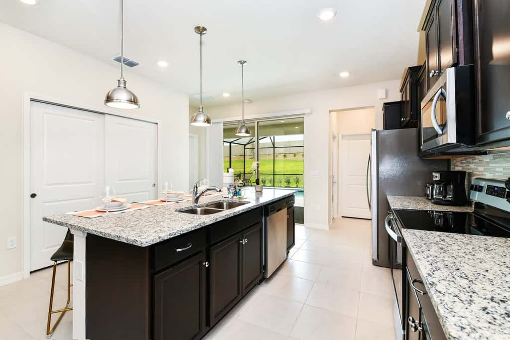 Davenport Luxury House with 5 en-suites
