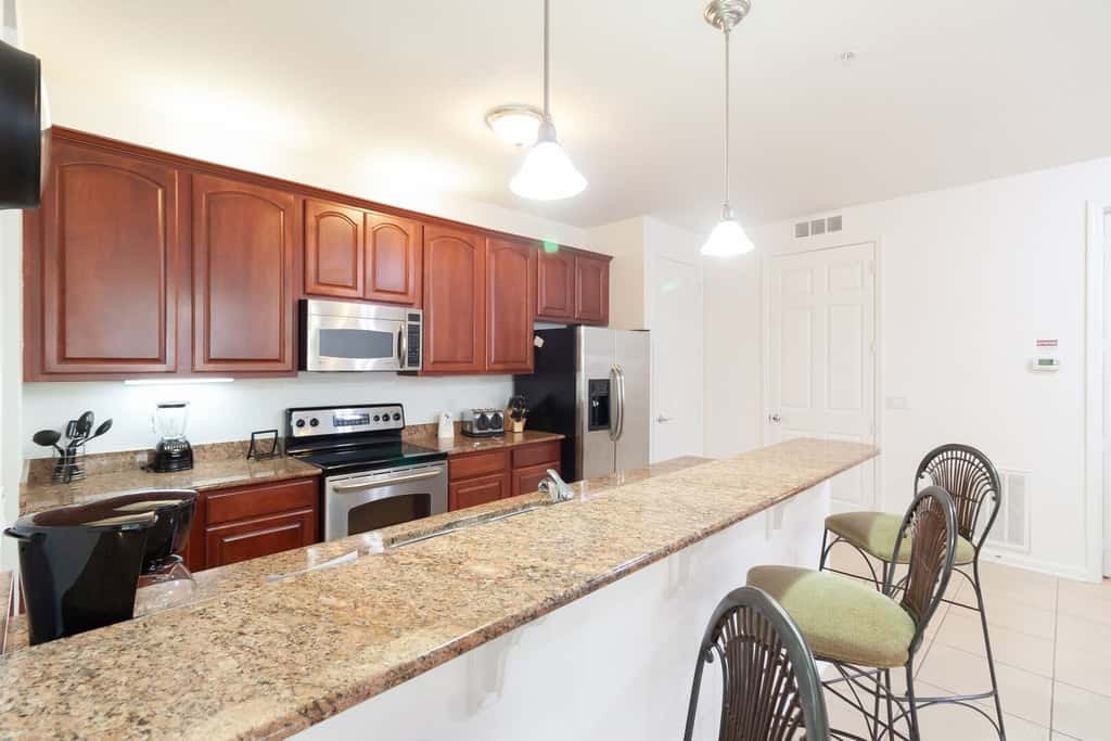 Spacious Condo Close to Universal