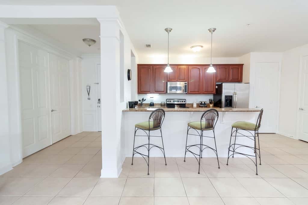 Spacious Condo Close to Universal