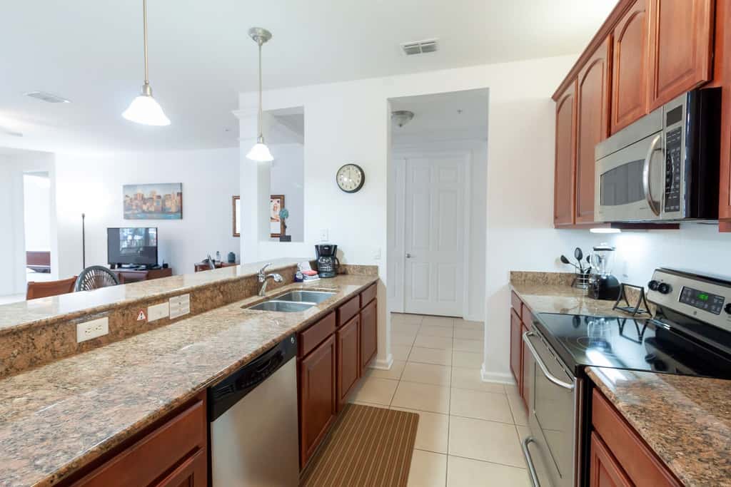 Spacious Condo Close to Universal